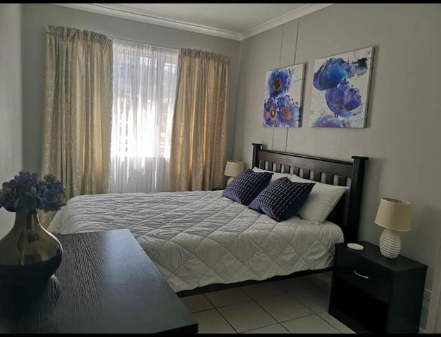 1 BEDROOM PROPERTY TO RENT IN WEST BEACH
